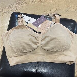 Kindred Bravely Sublime Hands-Free Pumping & Nursing Bra (NWT) - Small Busty